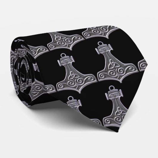 Thors Hammer-Silver Stropdas Black Background (Opgerold)