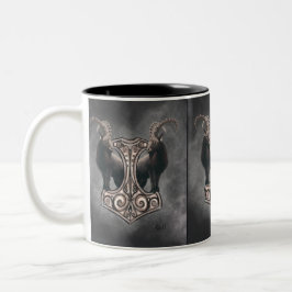 Thor's Might: Mjölnir en de donderende metgezel Tweekleurige Koffiemok