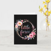 Though She Be But Little She Is Fierce Insrational Kaart (Gele Bloem)