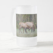 Three Bull Elk Fight Frosted Mok (Voorkant links)