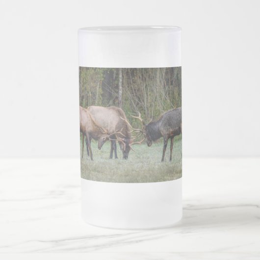 Three Bull Elk Fight Frosted Mok (Center)