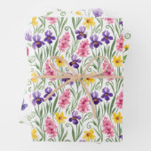 Three Different Yellow, Pink, Purple Floral  Inpakpapier Vel (In situ)