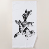 Three Dogs Beach Towel – Lying Dog Trio in Ink Strandlaken (Voorkant)