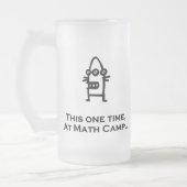 Three Eye Bot deze ene keer in Wiskunde Camp Matglas Bierpul (Links)