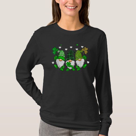 Three Gnomes Holding Shamrock Leopard Plaid St Pat T-shirt (Voorkant)