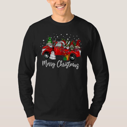 Three Gnomes in Red Truck With Merry Christmas Tre T-shirt (Voorkant)