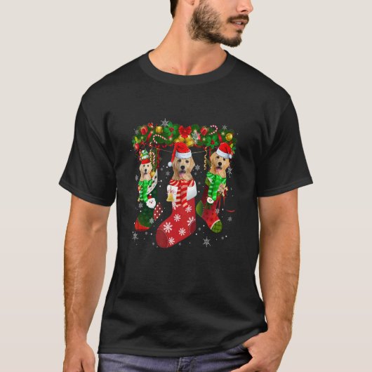 Three Golden Retriever In Socks Christmas Santa Ha T-shirt (Voorkant)