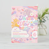Three Is A Vibe Cloud Rainbow Sun 3rd Birthday Kaart (Staand voorkant)