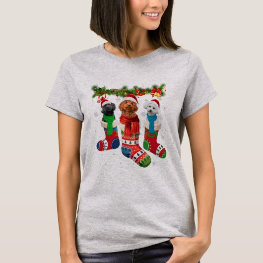Three Poodles In Christmas Socks  T-shirt (Voorkant)