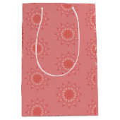 Three styles peach mod mandala medium cadeauzakje (Voorkant)