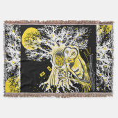 Throw Blanket – Urban Tree Owl & Wealth Surreal  Deken (Voorkant)
