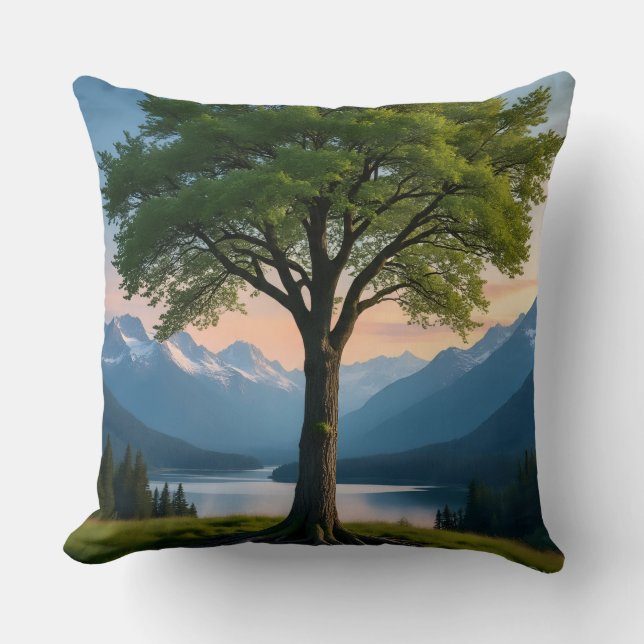 Throw Pillow Tree, Green Land, Sea, Sky & Mountain Kussen (Voorkant)