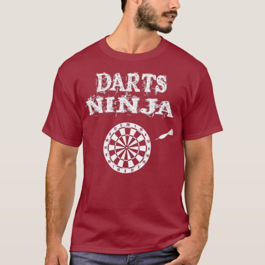 Throwing Darts T Shirt Professional Darts spel (Voorkant)