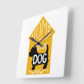 Thuis is waar de hond vierkante klok (Hoek)