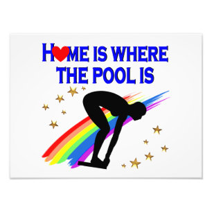 THUIS IS WAAR HET ZWEMBAD IS VOOR DEZE ZWEMMER FOTO AFDRUK