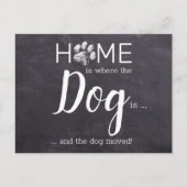 Thuis is waar we de hond hebben verplaatst aankondigingskaart (Voorkant)