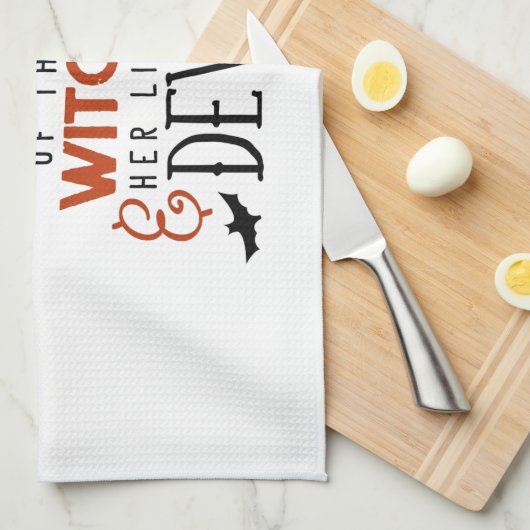 thuis van de heks en haar kleine duivels Halloween Theedoek (Quarter Fold)