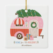 Thuis voor de Feestdagen Roze Kerstmis Keramisch Ornament (Achterkant)