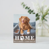 Thuis We hebben Dog Bewegd Aankondiging (Staand voorkant)