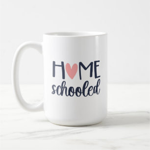 Thuisgeschoold met Mok voor hartschoorsteen