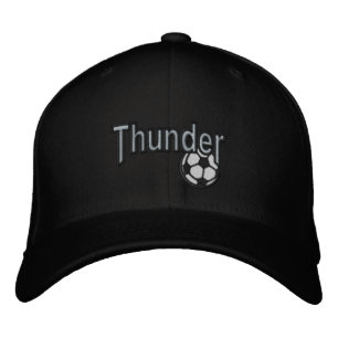 Thunder geborduurd pet