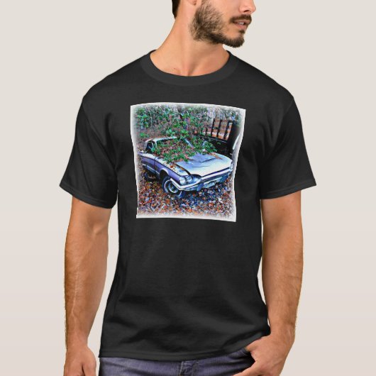Thunderbird Rusting in Junk Yard T-shirt (Voorkant)