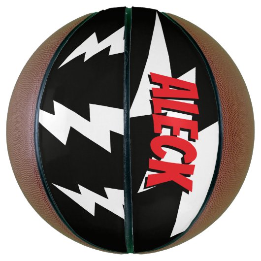 Thunderbolt lightning flash strikes personalized basketbal (Verticaal)