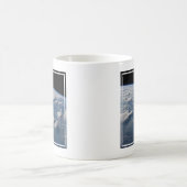 Thunderhead Anvils of Earth op het zuiden van Born Koffiemok (Center)