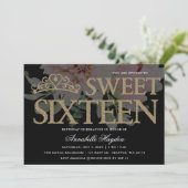 Tiara Floral Black en Gold Sweet 16 Kaart (Staand voorkant)