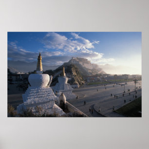 Tibet - Lhasa. Potala in zonsopgang Poster