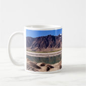 Tibet - rivier de Brahmaputra Koffiemok (Links)