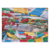 Tibetaans landschap met gebedvlaggen - Himalaya Tafelkleed (Voorkant (Horizontaal))