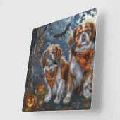 Tibetaanse Spaniel Halloween Spooky Vierkante Klok (Hoek)
