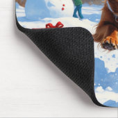 Tibetaanse Spaniel loopt in de sneeuw met kerst Pe Muismat (Hoek)