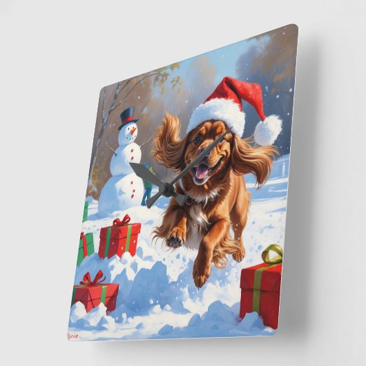 Tibetaanse Spaniel loopt in de sneeuw met kerst Pe Vierkante Klok (Hoek)