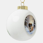 Tibetaanse Spanjaard liet het sneeuwen Kerstmis Keramische Bal Ornament (Links)
