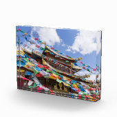 Tibetaanse tempel met gebedvlaggen - Yunnan, China Fotoblokken (Rechts)