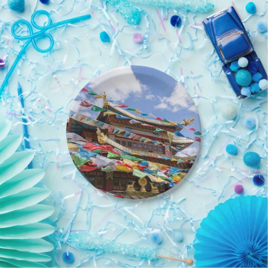 Tibetaanse tempel met gebedvlaggen - Yunnan, China Papieren Bordje (Feest)