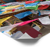 Tibetaanse tempel met gebedvlaggen - Yunnan, China Poster (Hoek)