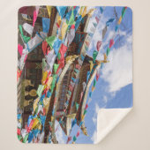 Tibetaanse tempel met gebedvlaggen - Yunnan, China Sherpa Deken (Voorkant)