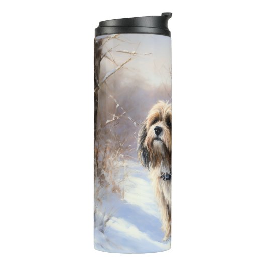 Tibetaanse terriër liet het sneeuwen Kerstmis Thermosbeker (Gedraaid links)