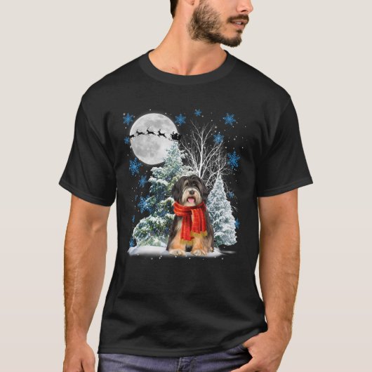 Tibetaanse Terrier onder Moonlight Snow kerstpaj T-shirt (Voorkant)