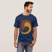 Tibetan Bon Buddhist Gankyil Symbol T-shirt (Voorkant volledig)