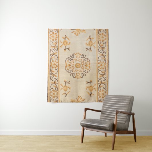 Tibetan Tan Yellow Brown Wandkleed (In situ)