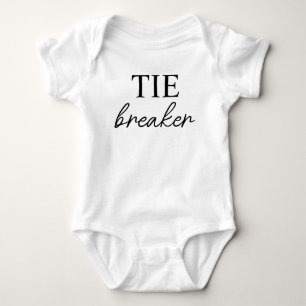Tie Breaker merk. Zwangerschapsaankondiging Baby Romper