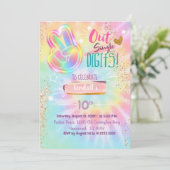 Tie Dye Birthday Uitnodiging vrede uit één enkel c (Staand voorkant)