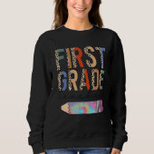 Tie Dye First Grade Teacher Leopard Pencil Back To Trui (Voorkant)