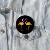 TIE DYE FLAMINGO RONDE BUTTON 7,6 CM (In situ)