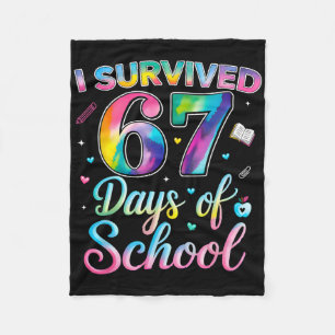 Tie Dye ik heb 67 dagen school overleefd Grappige Fleece Deken