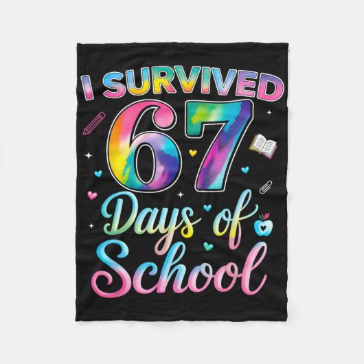 Tie Dye ik heb 67 dagen school overleefd Grappige Fleece Deken (Voorkant)